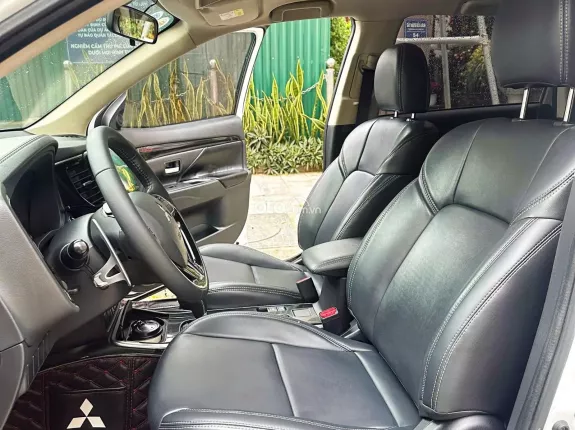 Mitsubishi Outlander 2.0 CVT 2020 - ĐẸP XUẤT SẮC