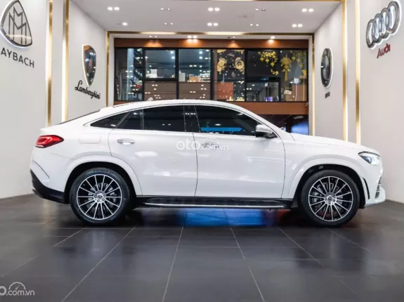 Mercedes-Benz GLE 450 2022 - SUV hạng sang phiên bản AMG Copper hiếm có
