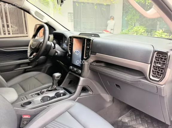 Ford Everest Ambiente 2.0 AT 4x2 2025 - XE 7 CHỖ CHÍNH HÃNG_MÁY ĐẸP BỀN BỈ_ TIẾT KIỆM NHIÊN LIỆU