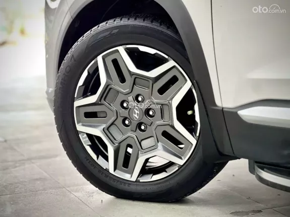 Hyundai Santa Fe 2.2L Dầu Cao cấp 2021 - Model 2022