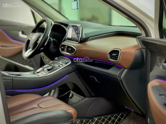 Hyundai Santa Fe 2.2L Dầu Cao cấp 2021 - Model 2022