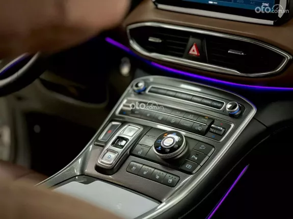 Hyundai Santa Fe 2.2L Dầu Cao cấp 2021 - Model 2022