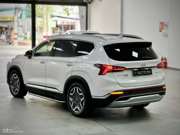 Hyundai Santa Fe 2.2L Dầu Cao cấp 2021 - Model 2022