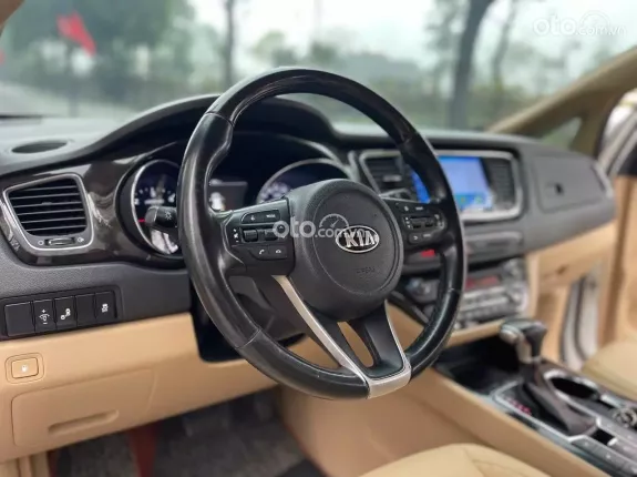 Kia Sedona 2.2 DATH 2019 - Kia Sedona 2.2 DATH 2019 (full dầu)