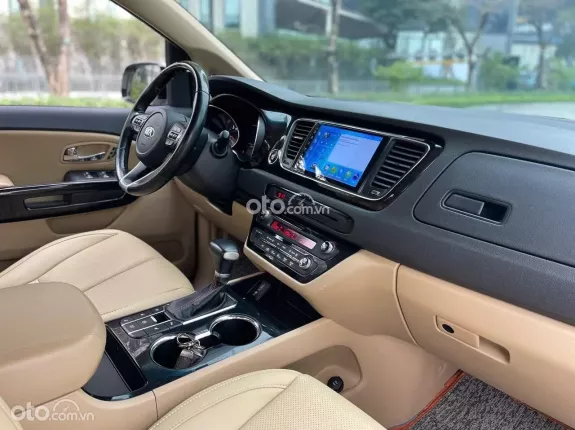 Kia Sedona 2.2 DATH 2019 - Kia Sedona 2.2 DATH 2019 (full dầu)