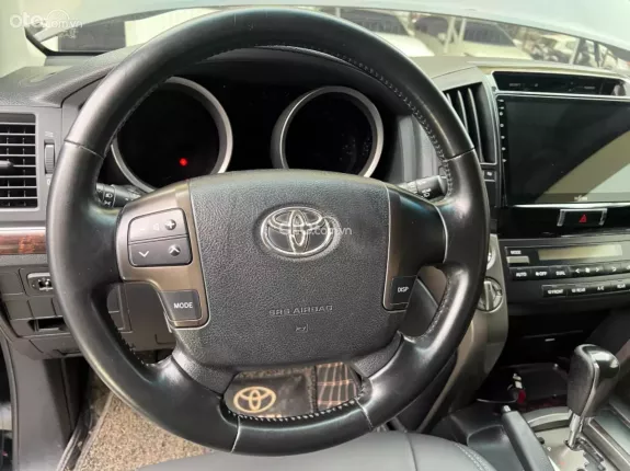 Toyota Land Cruiser VX 4.6 V8 2011 - Toyota Land Cruiser VX 4.6 V8 2011