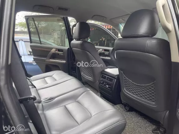 Toyota Land Cruiser VX 4.6 V8 2011 - Toyota Land Cruiser VX 4.6 V8 2011