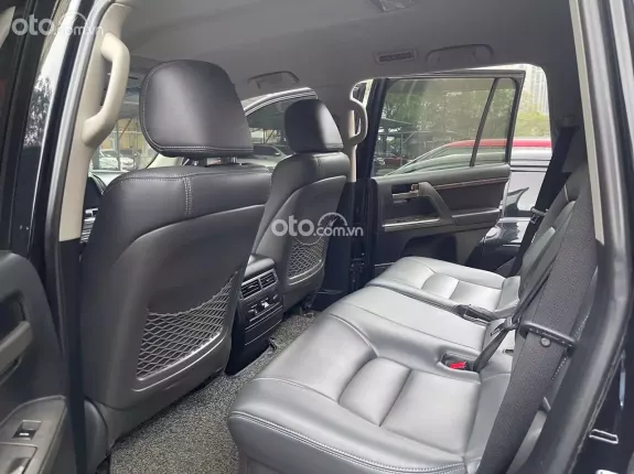 Toyota Land Cruiser VX 4.6 V8 2011 - Toyota Land Cruiser VX 4.6 V8 2011