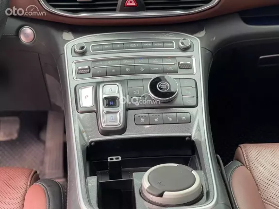 Hyundai Santa Fe 2.2 Dầu Cao cấp 2022 - New hàng mới về em chào bán ngay