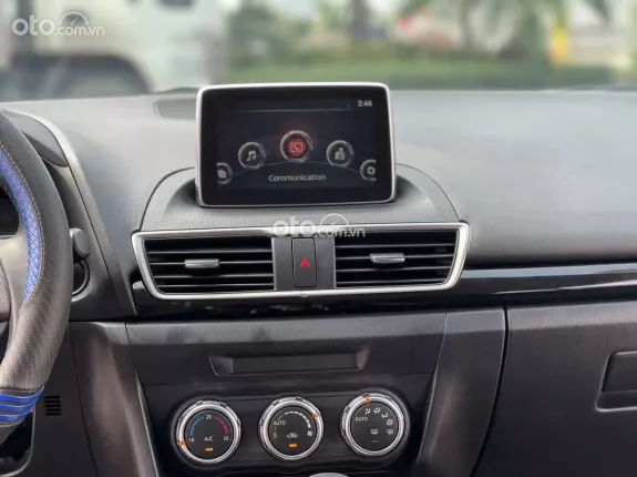 Mazda 3 1.5 Hatchback 2016 - New mới về em chào bán ngay
