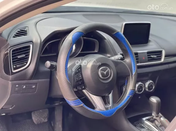 Mazda 3 1.5 Hatchback 2016 - New mới về em chào bán ngay
