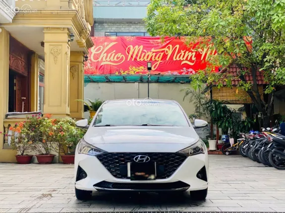Hyundai Accent 1.4 AT 2022 - Xe gia đình bền bỉ, vận hành êm ái