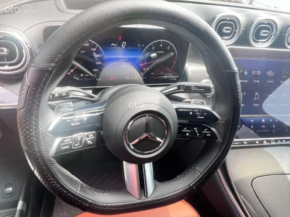 Mercedes-Benz GLC 300 2023 - BAO ĐẬU BANK 70-90% (Ib Zalo tư vấn trực tiếp 24/7)