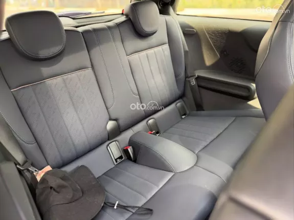 Mini Cooper S 3 cửa 2024 - Màu vàng nổi bật, nội thất xanh độc đáo