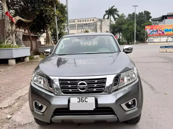 Nissan Navara EL 2.5 AT 2016 - Xe nhập đẹp zin