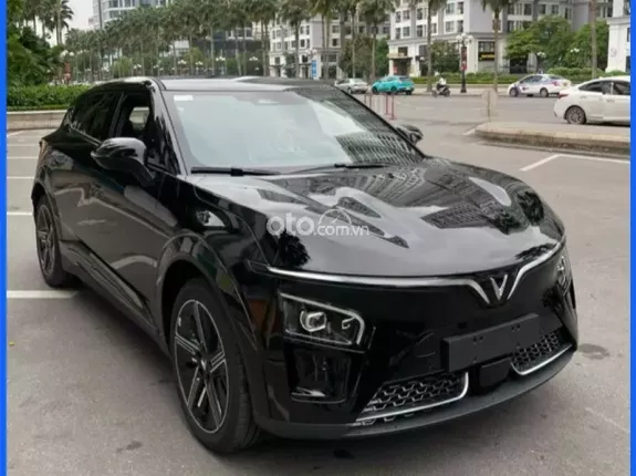 VinFast VF7 2026 - 🚗⚡ VF7 CHƠI TẤT TAY GIẢM THẲNG 80TR!!! TẶNG KÈM HUD FREE