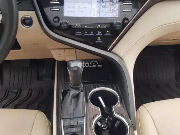 Toyota Camry 2.5Q 2021 - Xe đẹp đủ hồ sơ, giá tốt sang tên ngay