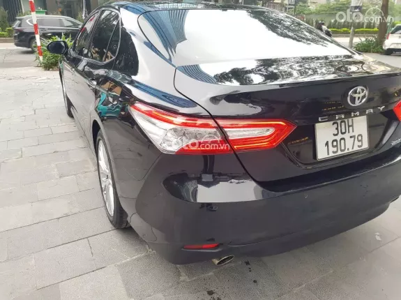 Toyota Camry 2.5Q 2021 - Xe đẹp đủ hồ sơ, giá tốt sang tên ngay