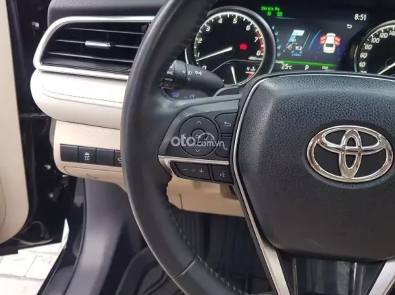 Toyota Camry 2.5Q 2021 - Xe đẹp đủ hồ sơ, giá tốt sang tên ngay