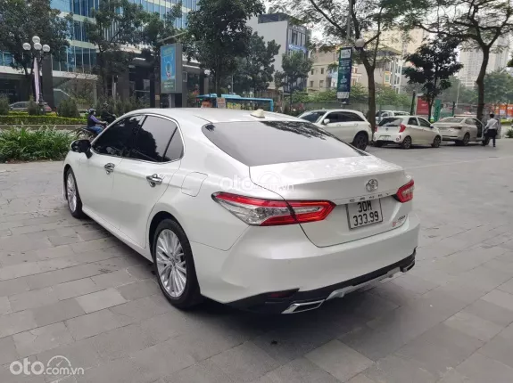 Toyota Camry 2.5Q 2020 - Chủ đi giữ gìn, xe cực đẹp