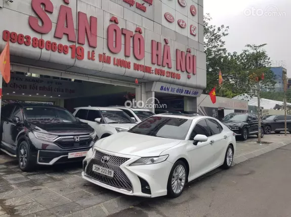 Toyota Camry 2.5Q 2020 - Chủ đi giữ gìn, xe cực đẹp
