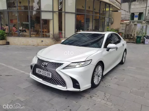 Toyota Camry 2.5Q 2020 - Chủ đi giữ gìn, xe cực đẹp