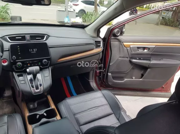 Honda CR-V 1.5 L 2019 - Xe nhập Thái màu đỏ