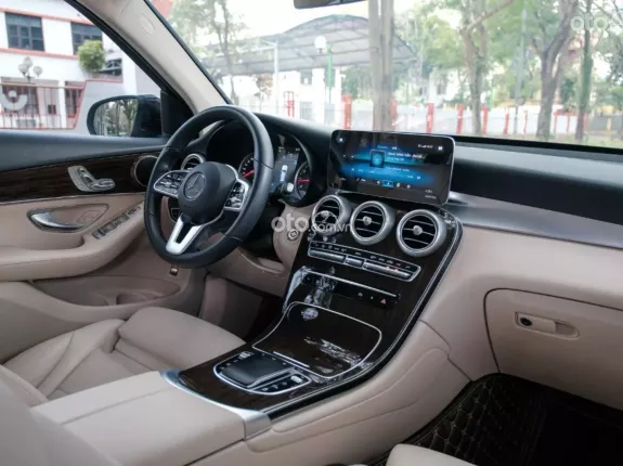 Mercedes-Benz GLC 200 4Matic 2021 - Tên cá nhân một chủ từ đầu