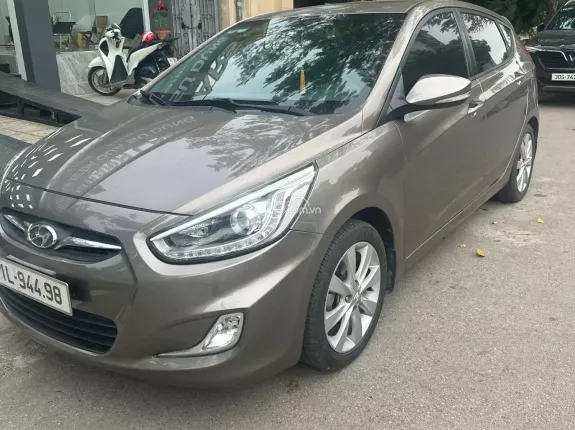 Hyundai Accent 1.4 AT 2014 - Bảo dưỡng full hãng