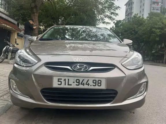 Hyundai Accent 1.4 AT 2014 - Bảo dưỡng full hãng