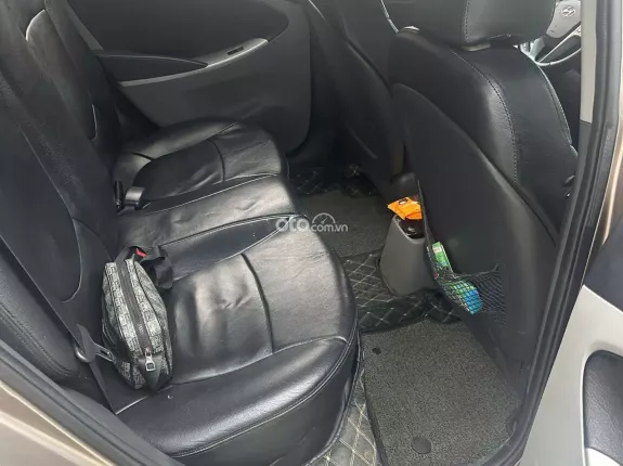 Hyundai Accent 1.4 AT 2014 - Bảo dưỡng full hãng