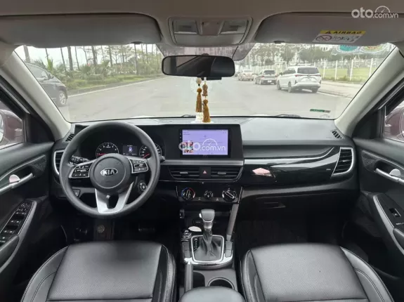 Kia Seltos 1.4 Deluxe 2021 - Chạy 4 vạn, lốp theo xe, đã lên rất nhiều đồ chơi