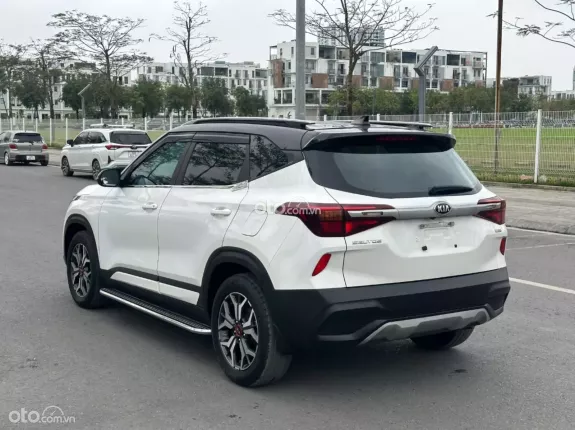 Kia Seltos 1.4 Deluxe 2021 - Chạy 4 vạn, lốp theo xe, đã lên rất nhiều đồ chơi