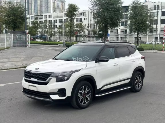Kia Seltos 1.4 Deluxe 2021 - Chạy 4 vạn, lốp theo xe, đã lên rất nhiều đồ chơi