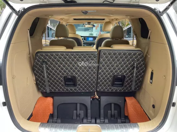 Kia Sedona 2.2 DAT 2019 - 7 Chỗ Đa Dụng