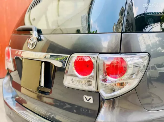 Toyota Fortuner 2.7 V 4X2 AT 2014 - Xe cũ chất lượng cao, bảo hành đầy đủ