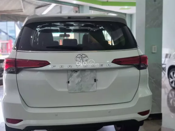 Toyota Fortuner 2.5G 4x2 MT 2017 - Xe đẹp, máy nguyên zin