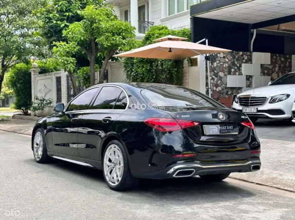 Mercedes-Benz C300 AMG 2022 - BAO ĐẬU BANK 70-90% (Ib Zalo tư vấn trực tiếp 24/7)