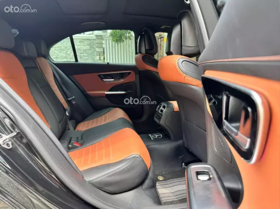 Mercedes-Benz C300 AMG 2022 - BAO ĐẬU BANK 70-90% (Ib Zalo tư vấn trực tiếp 24/7)
