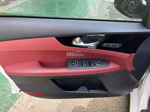 Kia K3 2.0 Premium 2024 - Xe gia đình 1 chủ từ đầu, chất lượng còn mới