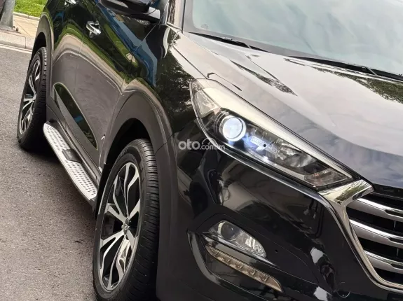 Hyundai Tucson 2.0 Tiêu chuẩn 2018 - SUV 5 chỗ gầm cao, Máy xăng số tự động