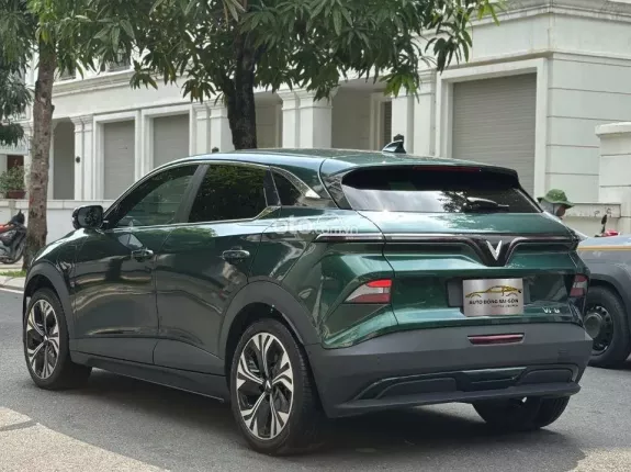 VinFast VF6 Plus 2024 - Phiên Bản Nâng Cao với Gói Tùy chọn Cao cấp, Pin Mua