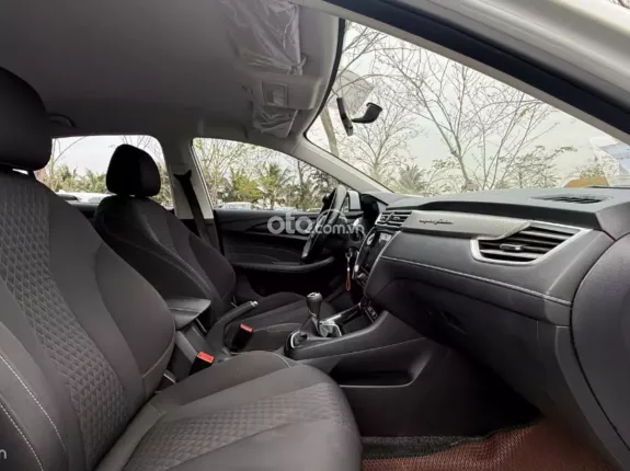 MG 5 1.5L MT 2024 - 1 chủ nilon chưa bóc hết hỗ trợ bank