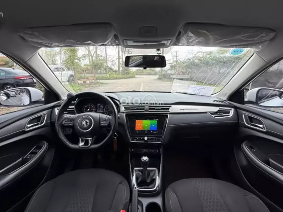 MG 5 1.5L MT 2024 - 1 chủ nilon chưa bóc hết hỗ trợ bank