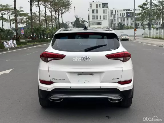 Hyundai Tucson 2.0 Tiêu chuẩn 2018 - Chạy 6 vạn full ls hãng rất mới