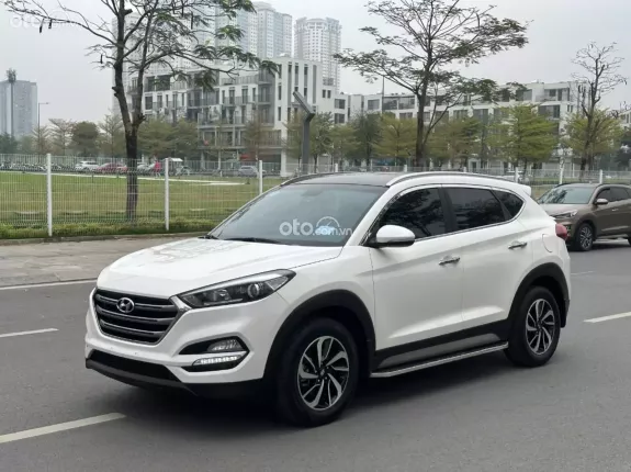 Hyundai Tucson 2.0 Tiêu chuẩn 2018 - Chạy 6 vạn full ls hãng rất mới