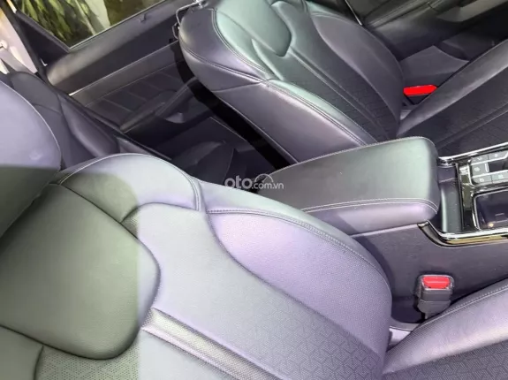 Kia Sorento 2.2 DAT Premium 2022 - Cam kết chất lượng xe zin, không lỗi, hỗ trợ trả góp