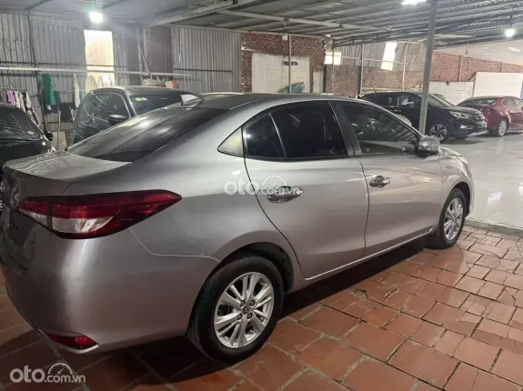 Toyota Vios 1.5G AT 2019 - Xe màu bạc bản full