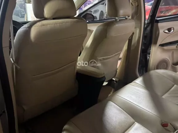 Toyota Vios 1.5G AT 2019 - Xe màu bạc bản full