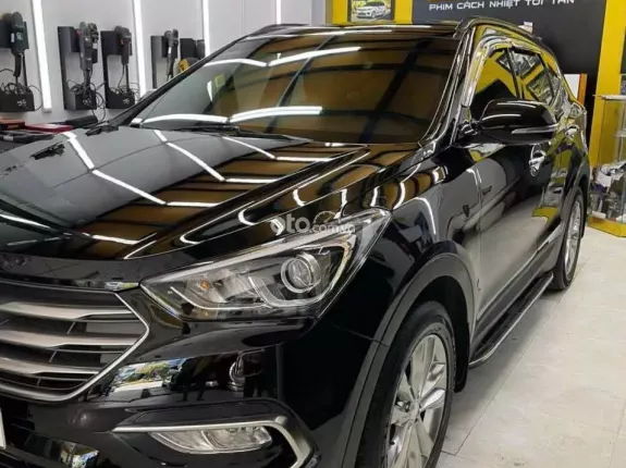 Hyundai Santa Fe 2.4L Xăng Tiêu chuẩn 2018 - Full lịch sử hãng
